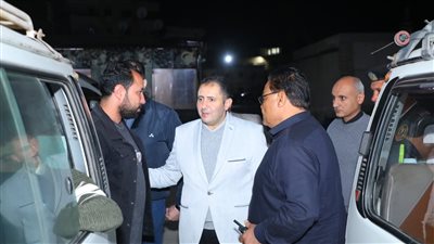 محافظ دمياط يتابع انتظام العمل بموقف كفر سعد ويشدد على الالتزام بالتعريفة