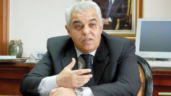 وزير الري الأسبق