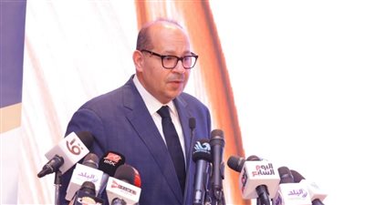 ادريس يتفرغ للاتحاد الدولي والأولمبية 