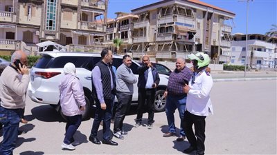 محافظ دمياط يتابع استعدادات رأس البر لموسم الصيف 