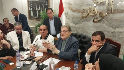 تفاصيل الاجتماع الأول لرئيس حزب الوفد مع هيئة جيل المستقبل
