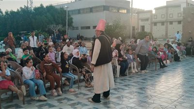 مسرح عرائس وأراجوز بمركز شباب فيصل بحضور لجنة تقييم الفرق الفنية