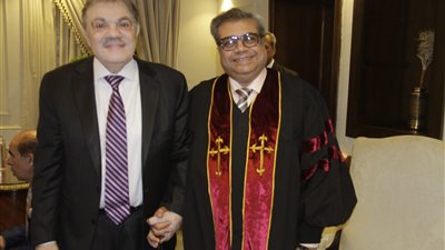 بعد انضمامه لـ الوفد.. القس رفعت فكري: الهلال والصليب ليس شعارًا بل روح الدولة المصرية