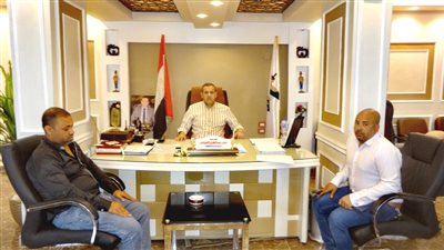 رئيس مدينة الأقصر يبحث ملفات الخدمات الحيوية ووضع خطط زمنية للتنفيذ