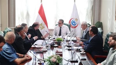 الصحة تبحث إنشاء مدينة طبية متكاملة بالعاصمة الإدارية بالشراكة مع “إنفينتشور”