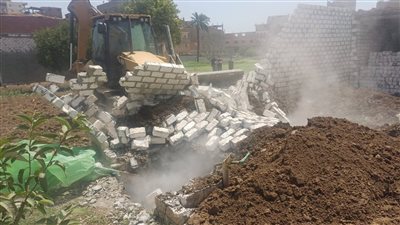 بالصور..إزالات فورية لحالات التعدي علي الأراضي الزراعية والمتغيرات المكانية ب3مراكز بالمنوفية 