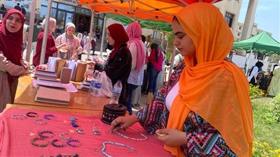 كلية الفنون الجميلة تنظّم «كرنفال الربيع الأول» بمشاركة طلابية واسعة وأنشطة فنية 