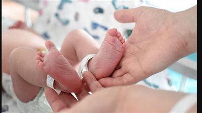 بسبب التضخم.. خطة أمريكية لتوزيع الحفاضات المجانية على المواليد