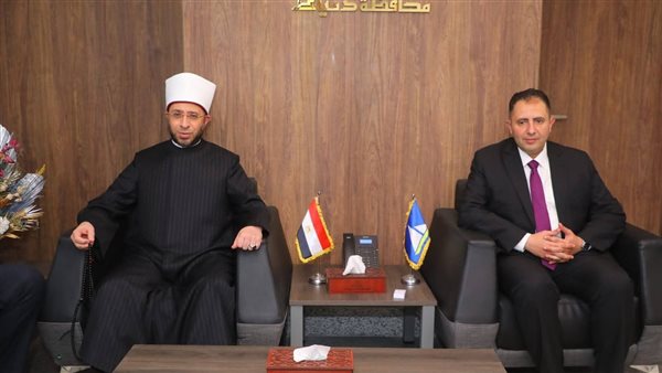 وزير الأوقاف يشارك محافظة دمياط احتفالات عيدها القومي ويفتتح