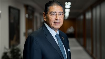 هشام عز العرب: البنوك المصرية قوية.. والتمويل الاستهلاكي يحتاج ضوابط تحمي العملاء والسوق