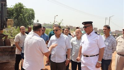 إزالة جمالون مخالف على مساحة 4000 متر بقليوب ضمن الموجة 29 لإزالة التعديات
