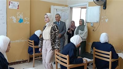 مدير فرع التأمين الصحي بالقليوبية تتفقد امتحانات معهد التمريض بشبرا الخيمة