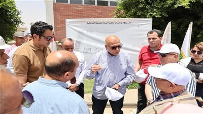 نائب وزيرة الإسكان يتفقد مشروعات مياه الشرب والصرف الصحي بأسيوط ضمن «حياة كريمة»