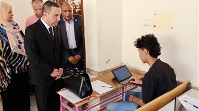 بالصور.. محافظ المنوفية يتفقد 