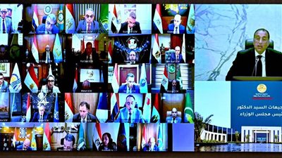 محافظ دمياط يشارك في مناقشة ملفات التعديات والكلاب الضالة بمجلس المحافظين