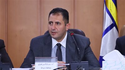 محافظ دمياط يتابع استعدادات عيد الأضحى.. ويوجه برفع درجة الاستعداد 