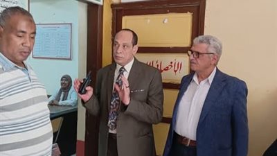 وكيل تعليم القليوبية يتابع امتحانات النقل بطوخ ويؤكد: اللجان تسير بانضباط وهدوء تام