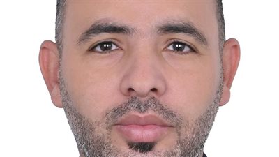 عبد العظيم شعبان يتألق في الإدارة الرياضية بدبي في نجاحات نادي دبي يونايتد.