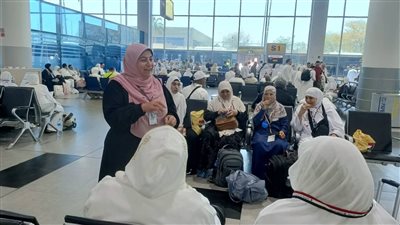 وزارة السياحة والآثار: تدشين قافلة توعوية لحجاج السياحة بمطار القاهرة الدولي
