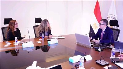 التخطيط تبحث مع الغرير الإماراتية دعم ريادة الأعمال