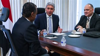 شريف فتحي يبحث في نيويورك تعزيز السياحة الروحانية والترويج للمقصد المصري عالميًا