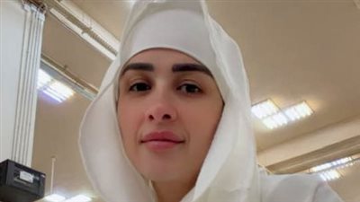 ياسمين عبد العزيز
