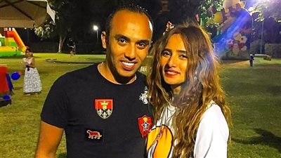 زينة وشقيقها الراحل