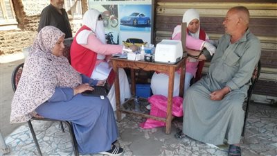 المبادرات الصحية المتنقلة تصل للمواطنين بمدن وقرى دمياط خلال العيد
