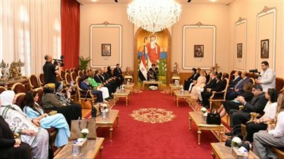 لقاء ودي بين البابا تواضروس ووفد روسي حول الروابط الدينية 