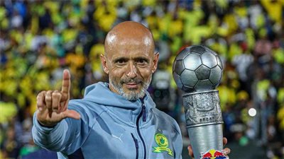 مدرب صن داونز ضمن المرشحين.. موقف الأهلي من تعيين 