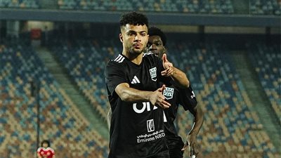 تقارير.. بيراميدز يقترب من التعاقد مع لاعب الأهلي السابق 
