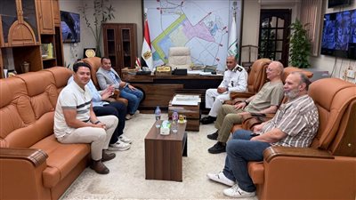 لرفع كفاءة المنظومة المرورية.. رئيس جهاز 6 أكتوبر يلتقي وكيل الإدارة العامة للمرور لبحث تطوير المحاور والطرق