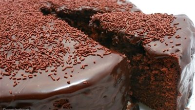 طريقة تحضير كيكة الشوكولاتة الهشة
