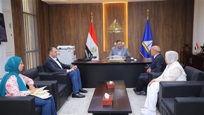 دمياط تبحث تعزيز التعاون مع جهاز حماية المستهلك لضبط الأسواق المحلية اليوم