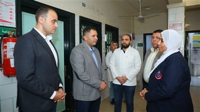 زيارة مفاجئة لمحافظ دمياط لوحدة طب الأسرة بالبستان لمتابعة الخدمات الصحية