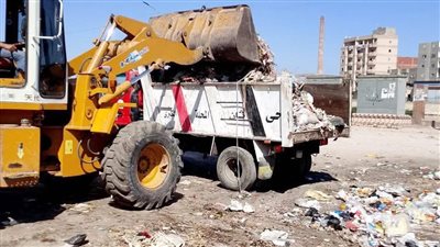 بالصور.. رفع 330 طن مخلفات خلال يوم واحد بحي أول وثان ومركز المحلة