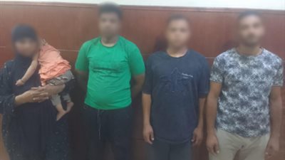 المتهمين بالاعتداء على راكب داخل موقف سيارات بالقاهرة
