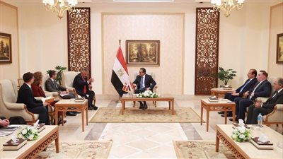 وزير الصحة يبحث مع السفير الدنماركي تعزيز الشراكات بين البلدين