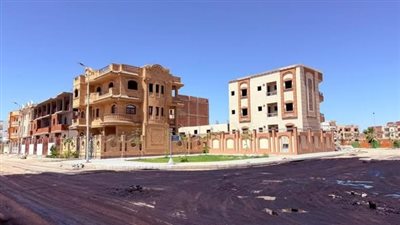 وزيرة الإسكان تتابع سير العمل بمشروعات التطوير ورفع الكفاءة الجاري تنفيذها بمدن الصعيد