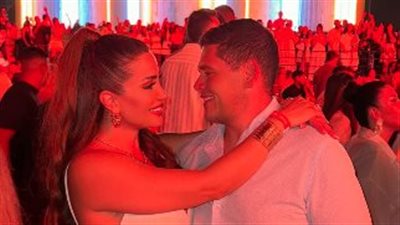 نسرين طافش تحسم شائعات انفصالها عن أحمد جوهر بصورة رومانسية