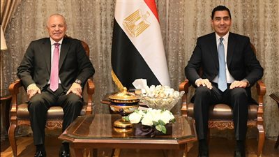 أبو ريدة يهنئ جوهر نبيل بانتخابه رئيسًا للجنة الحكومية الدولية للتربية البدنية باليونسكو