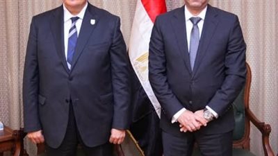 وزير العمل ورئيس جامعة القاهرة يبحثان تعزيز التعاون 
