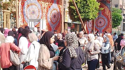 أولياء أمور مصر: شكاوى من تكدس أمام لجان الثانوية العامة في أول أيام الامتحانات
