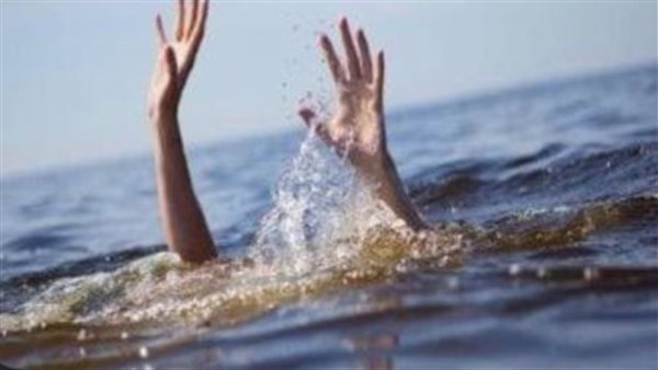 غرق 4 أشخاص بالبحيرة 