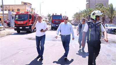 إخماد حريق مصنع الدهانات بدمياط الجديدة وبدء أعمال التبريد 