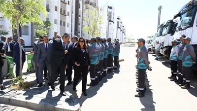 وزيرة التنمية المحلية تدشن أول ماكينات لاسترداد العبوات بالعاصمة الإدارية