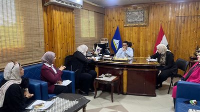 وكيل صحة دمياط يوجه برفع جودة الخدمات الصحية خلال اجتماعه بمديري الإدارات