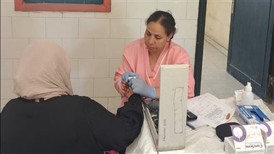 بالمجان.. «صحة الأقصر» تنظم قافلة طبية موسعة بوحدة «الشيخ عامر» بالقرنة