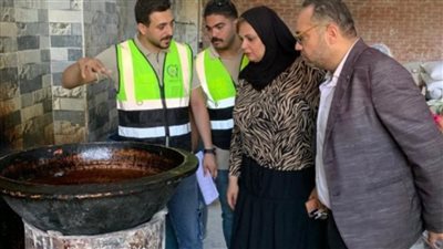 ضبط مصنع حلويات يستخدم “بودرة التلك” في منتجات الأطفال