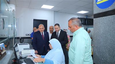 محافظ دمياط يشدد على سرعة إنجاز طلبات المواطنين بالمركز التكنولوجي 